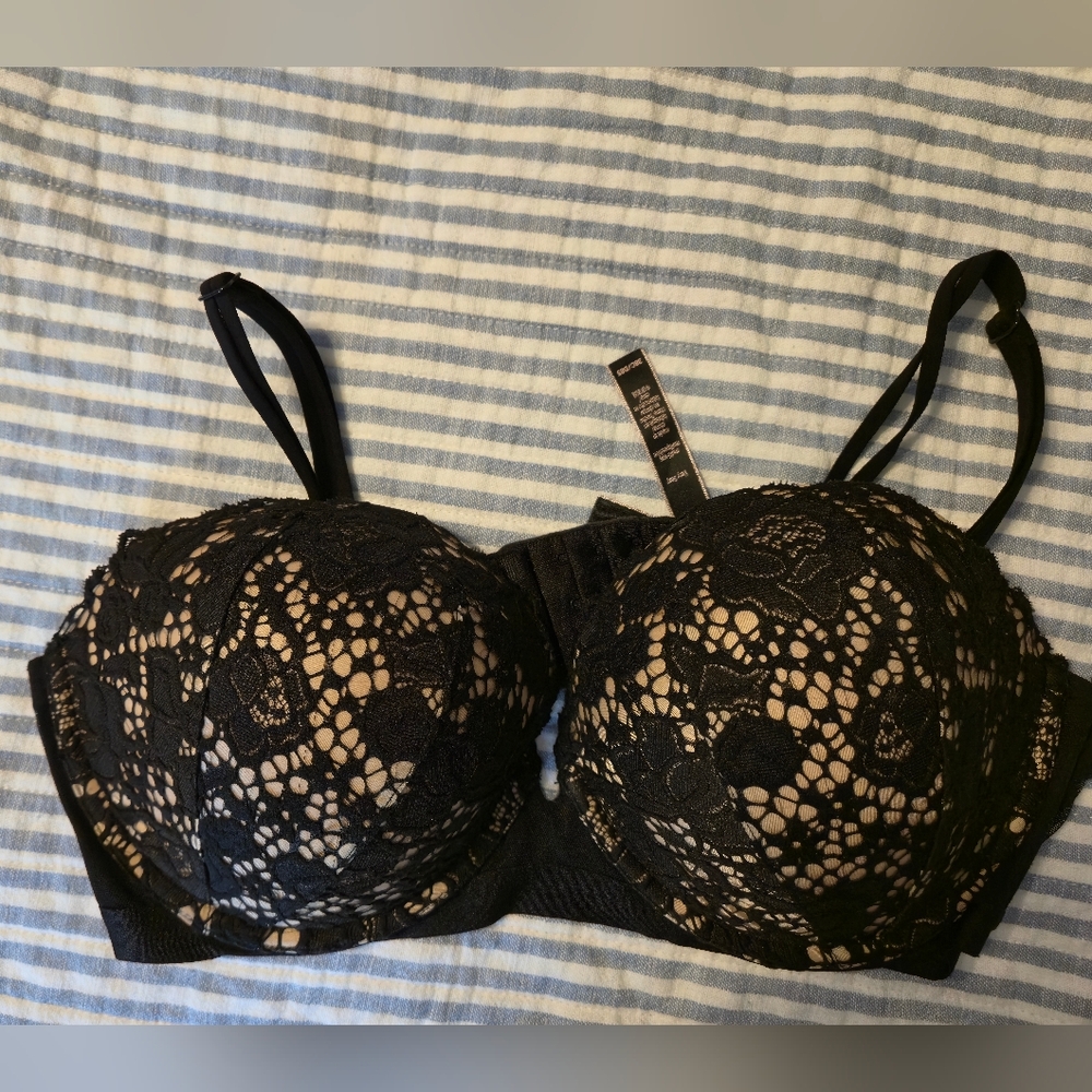 Victoria's Secret Black Floral Lace Bra